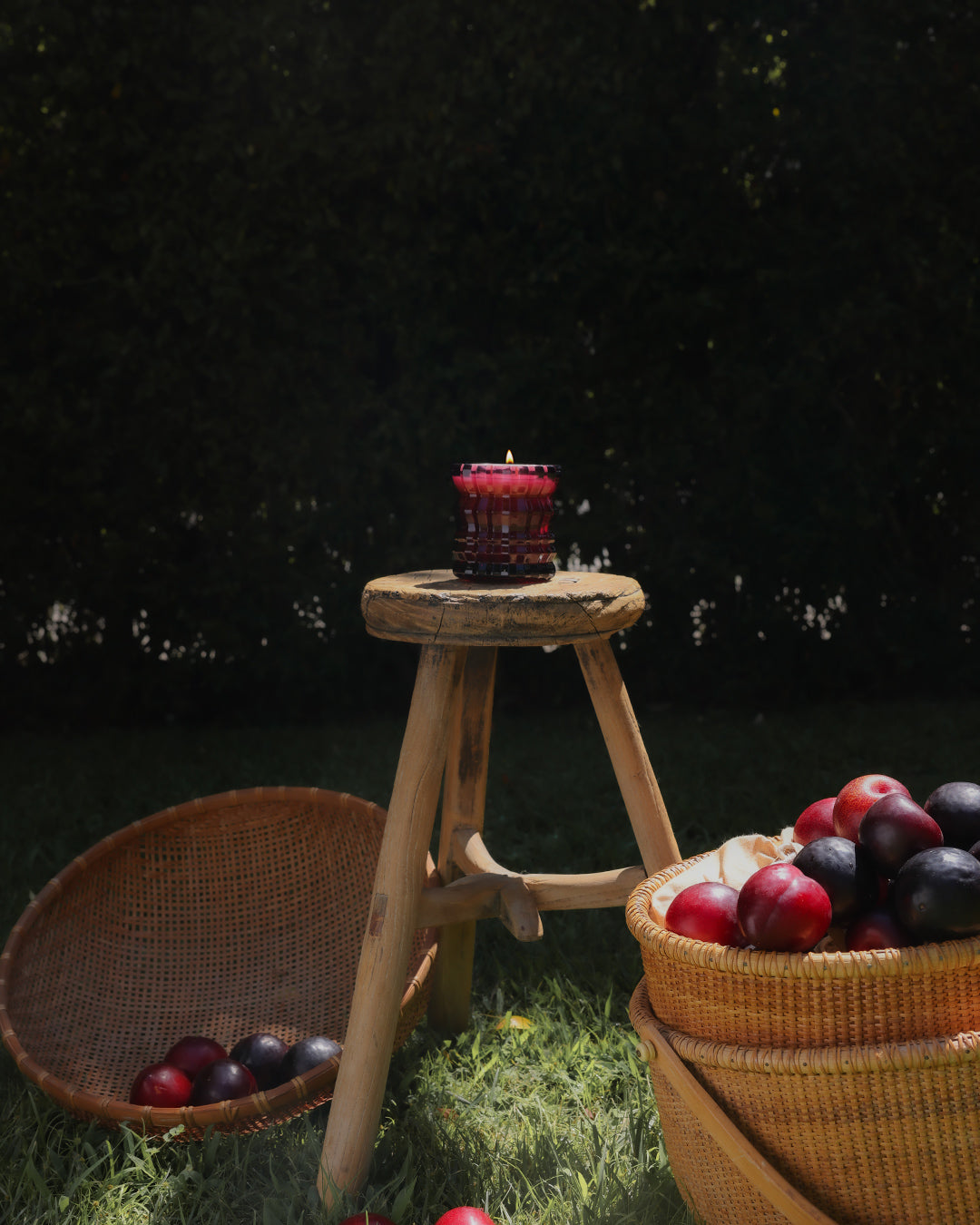Plum Noire - Heirloom Candle