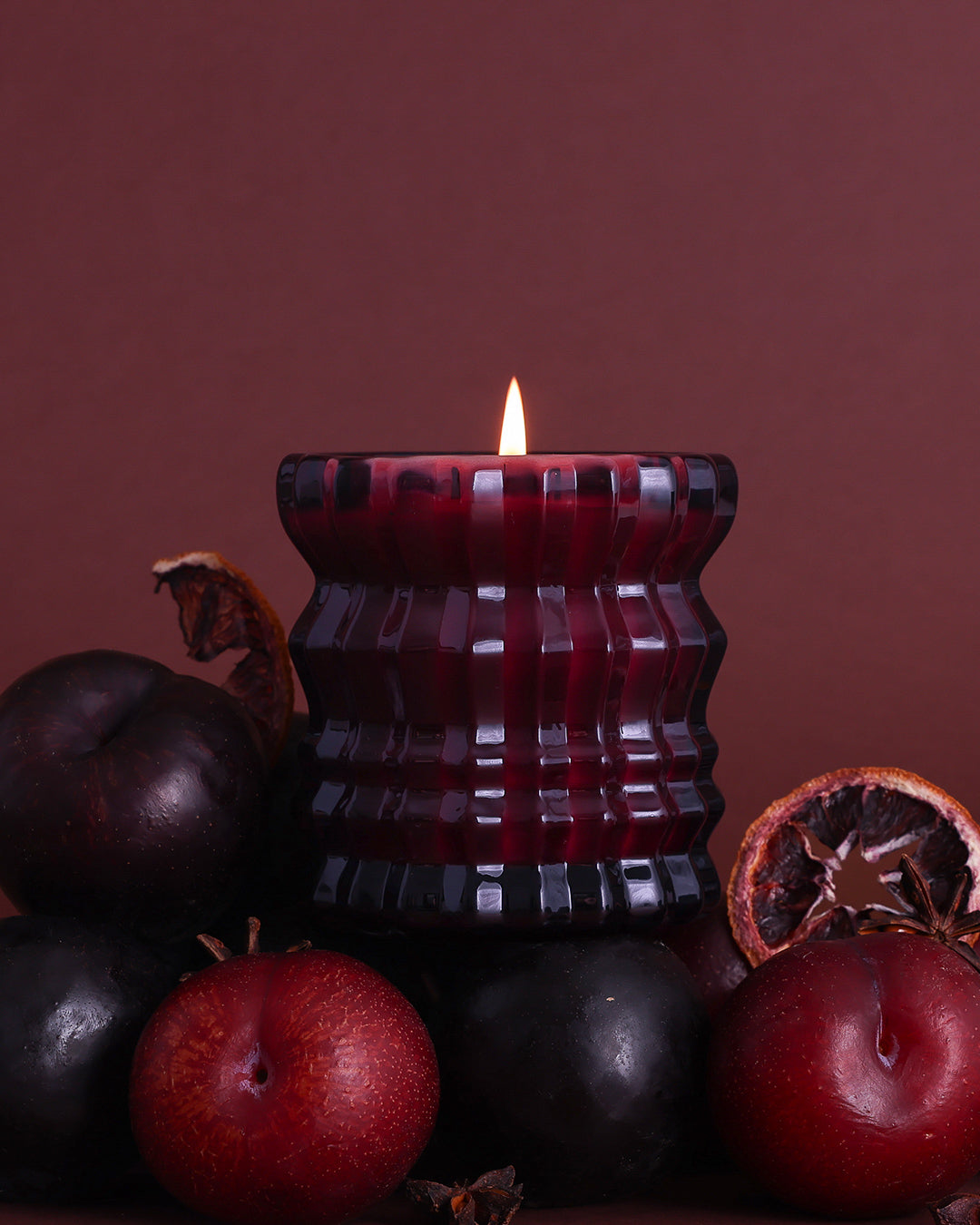Plum Noire - Heirloom Candle