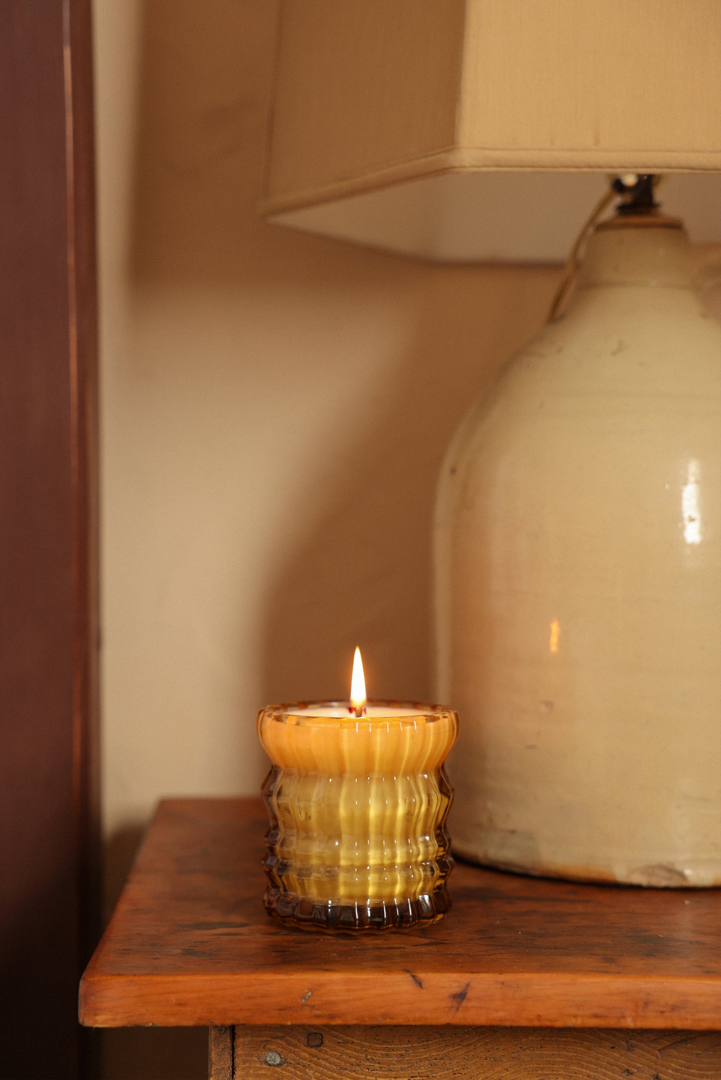 LORELY | Non-Toxic Candle in Textured Glass Vessel