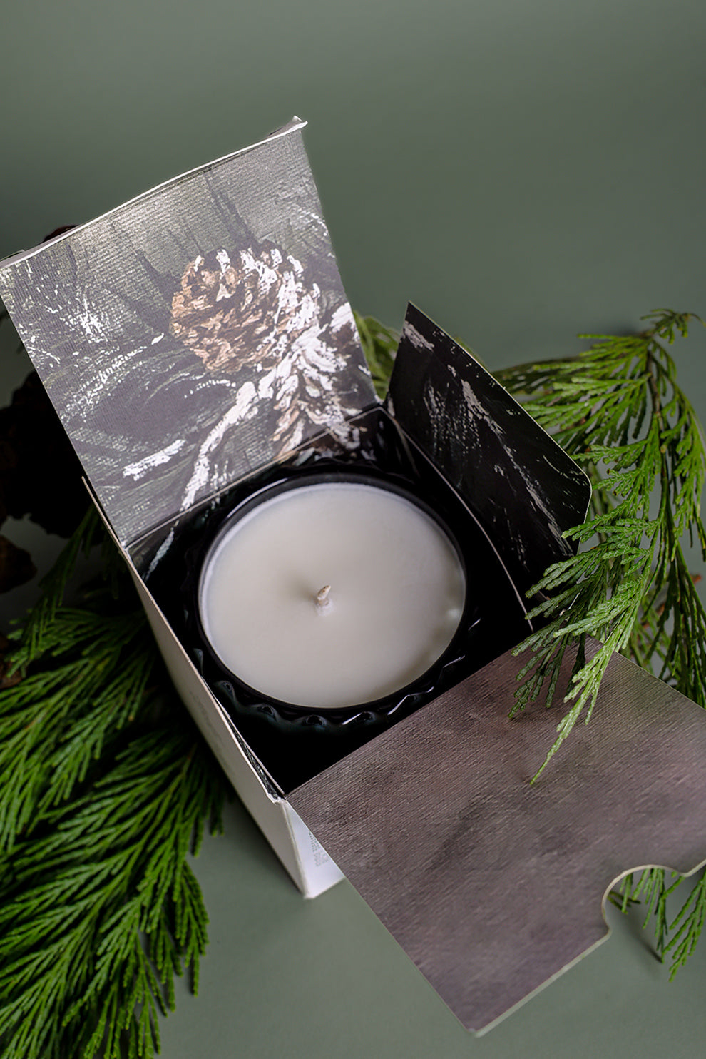 NOËL | 8oz Non-Toxic Candle in Textured Glass Vessel